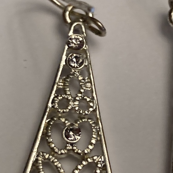 Silver Tone Metal Openwork Flower Floral Earrings - Picture 8 of 14